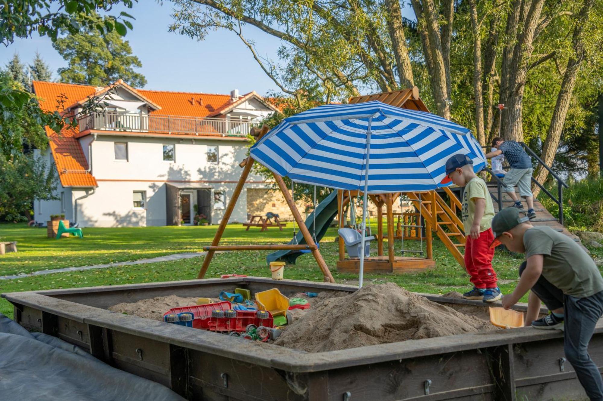 Dom W Domu - Izera Glamping Bed and Breakfast Gajowka  Εξωτερικό φωτογραφία