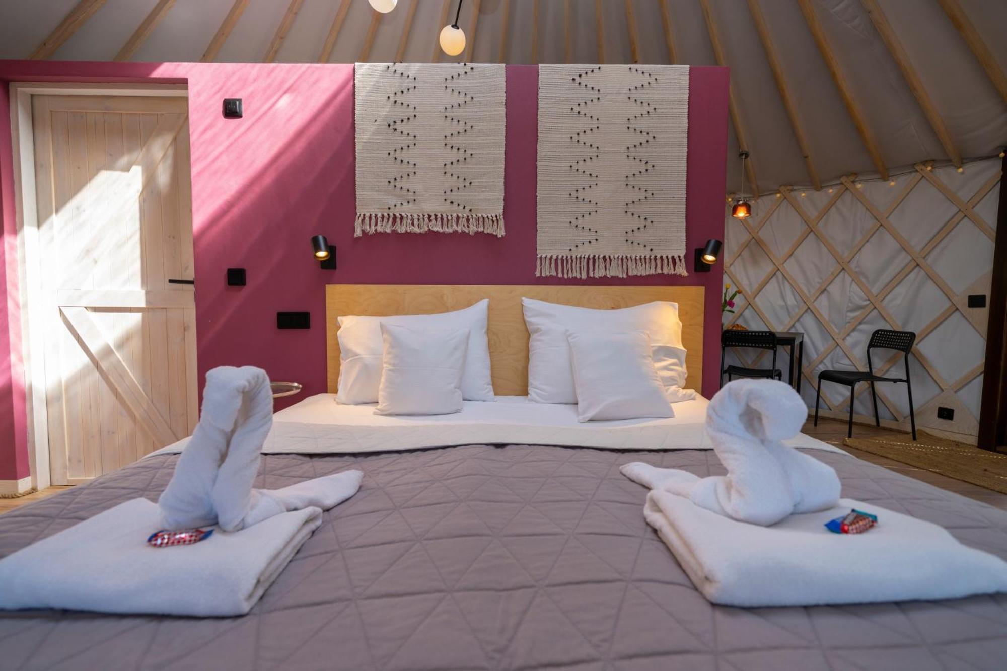 Dom W Domu - Izera Glamping Bed and Breakfast Gajowka  Εξωτερικό φωτογραφία