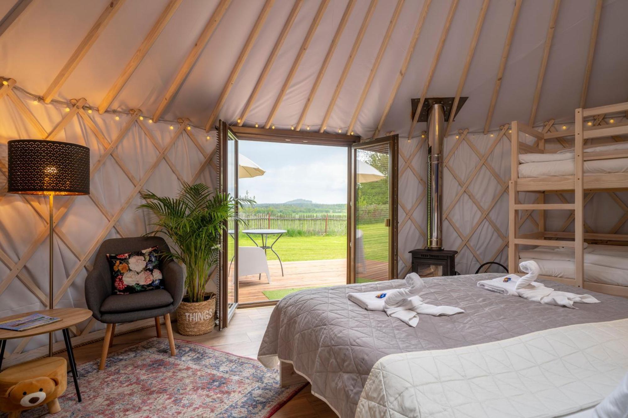 Dom W Domu - Izera Glamping Bed and Breakfast Gajowka  Δωμάτιο φωτογραφία