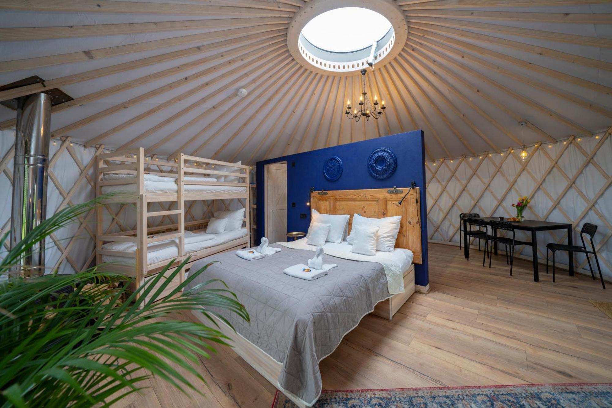 Dom W Domu - Izera Glamping Bed and Breakfast Gajowka  Δωμάτιο φωτογραφία